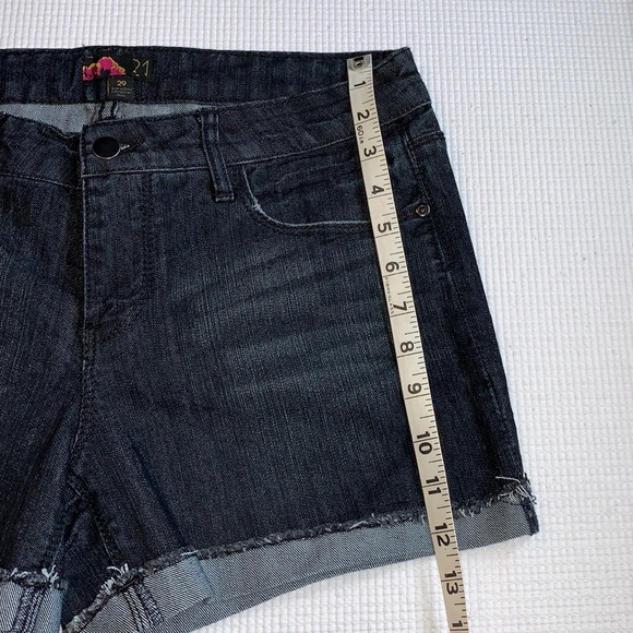 Folded Cuff Raw Edge 5 Pocket Dark Wash Denim Shorts - Picture 10 of 16